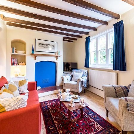 Pass The Keys Cosy 2 Bedroom Victorian Cottage ลุดโลว์ ภายนอก รูปภาพ