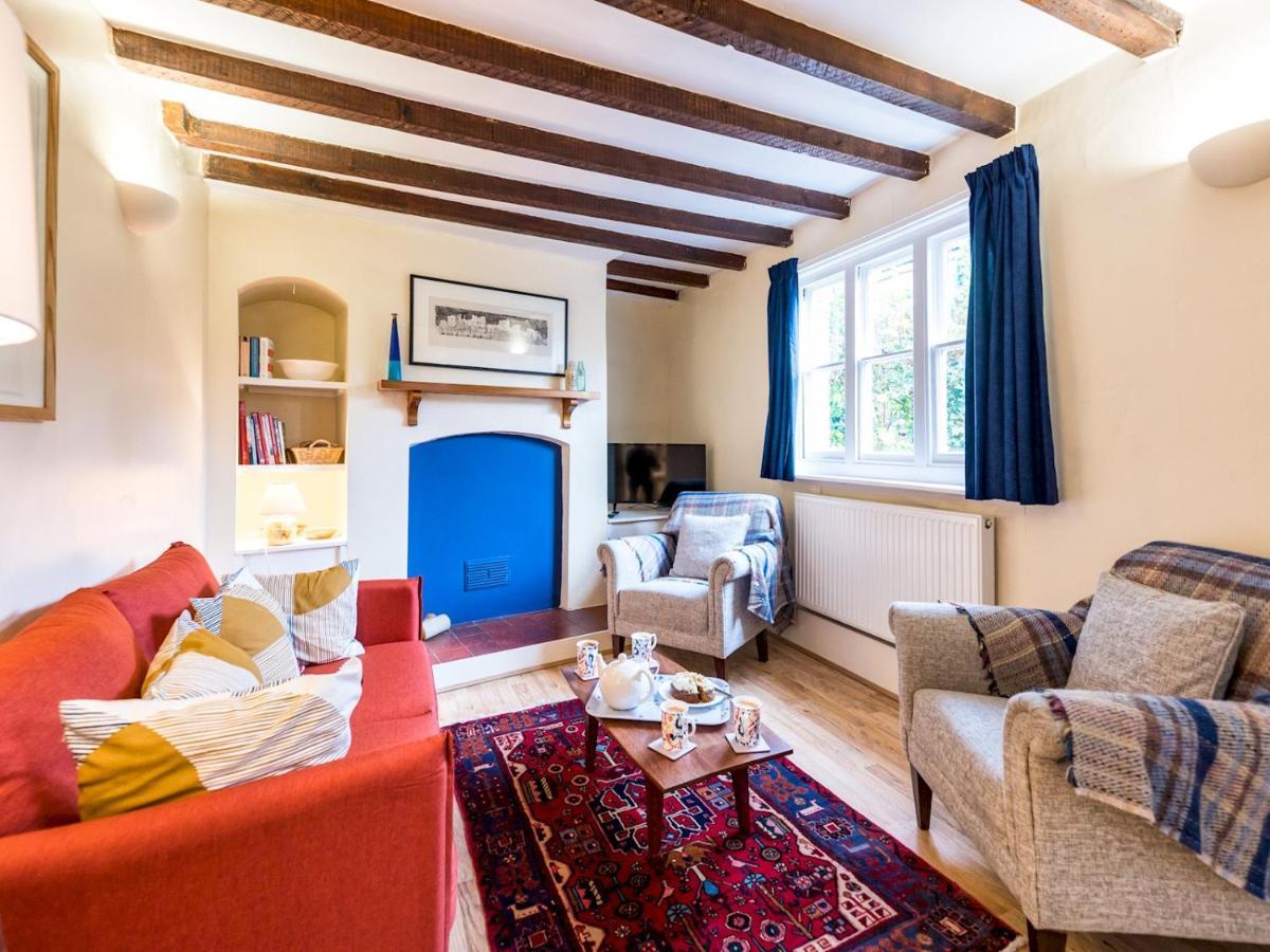 Pass The Keys Cosy 2 Bedroom Victorian Cottage ลุดโลว์ ภายนอก รูปภาพ
